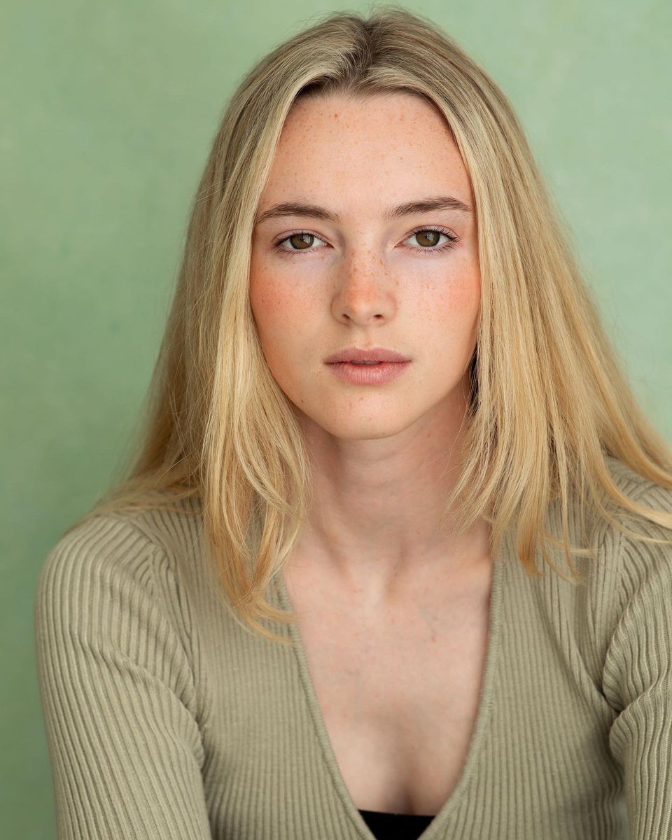 LIPAActors2024's tweet photo. Introducing Alanah Bloor✨ 
Spotlight: https://t.co/PTZA4fTO8h
#seekingrepresentstion #ukactor #2023graduate https://t.co/UKTkzIrza3