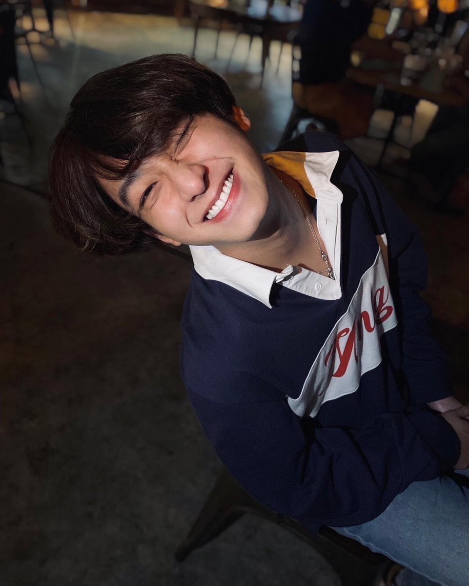 chimon_official's tweet photo. Ig #chimonac update 16102022 
ฮั่นแน่แฮร่เบิ้บบู้วว 🤪

📍 https://t.co/LdI6lo2Ny1

#ชิม่อนไงจะใครหล่ะ 
#ChimonWachirawit https://t.co/uYM6hyUVi3