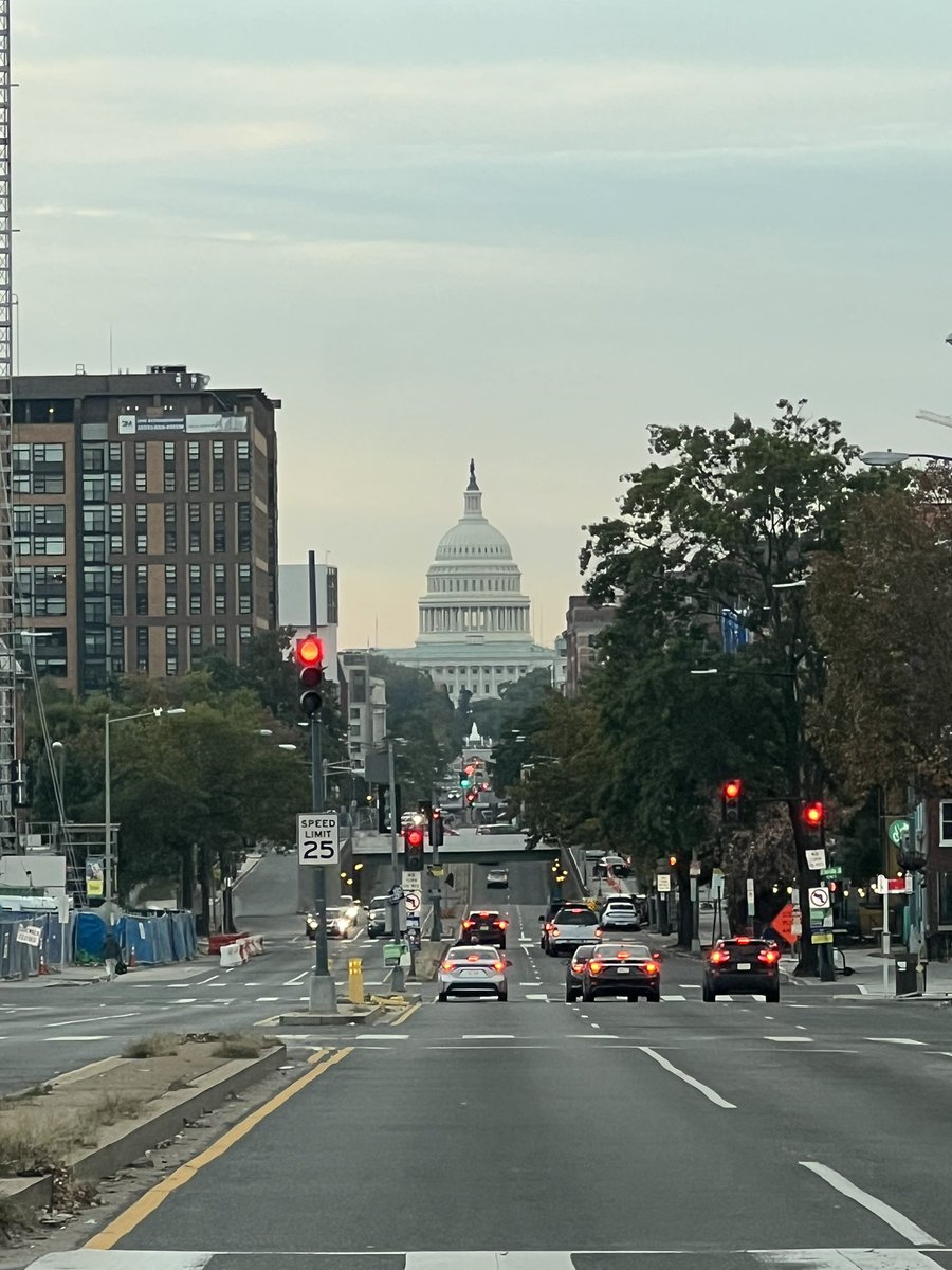 Love this view! Excited for #ACCLegConf the next few days, but 1st some great discussions about #ClinicianWellbeing, state advocacy & more from #ACCBOG leaders.