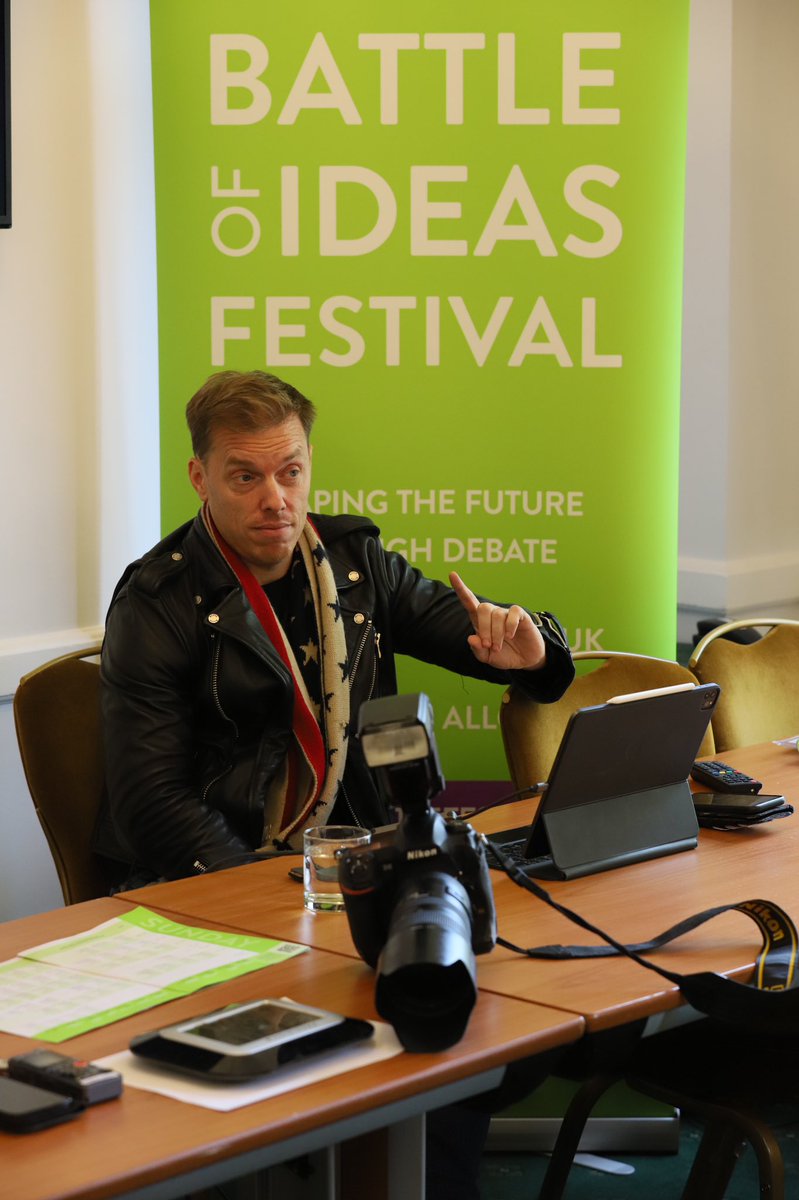 Poacher turns gatekeeper. Stewart Mitchell discusses his craft at #BattleFest <a href="/acadofideas/">Academy of Ideas</a> <a href="/IncMonocle/">Inc.Monocle</a>