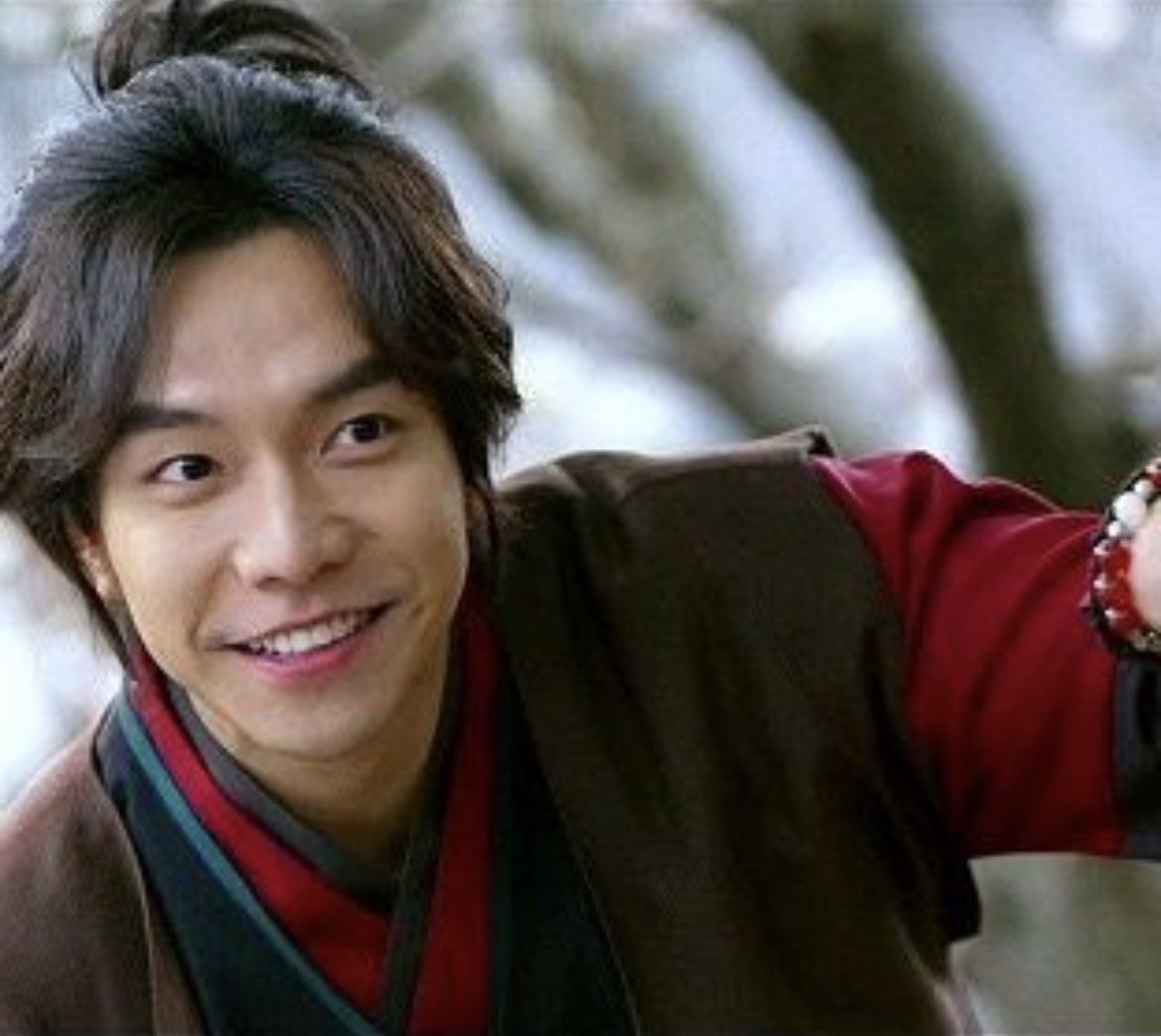 BuddyLsg's tweet photo. #Kangchi #LeeSeungGi … was thinking to rewatch this after #theLawCafe … his acting here was sooo great too… and those tears…. https://t.co/tg8PVRnRdR