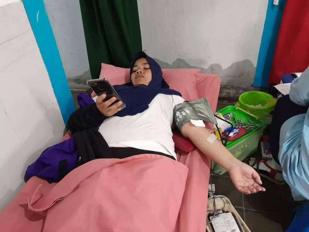 Blood4LifeID's tweet photo. By @PMIBanjarnegara: Donor darah sukarela di Santo Lukas Karangkobar (16/10) #Info #DonDar #Banjarnegara #YukDonorDarah #YukDonorBareng https://t.co/sClUBY07UM
