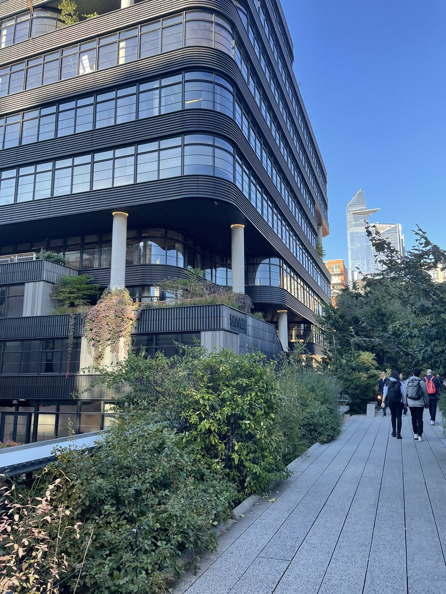 EllenMaryGarden's tweet photo. New York Highline ππ±
#newyork #thehighline #urbanplanting https://t.co/XnHMx6RvHl