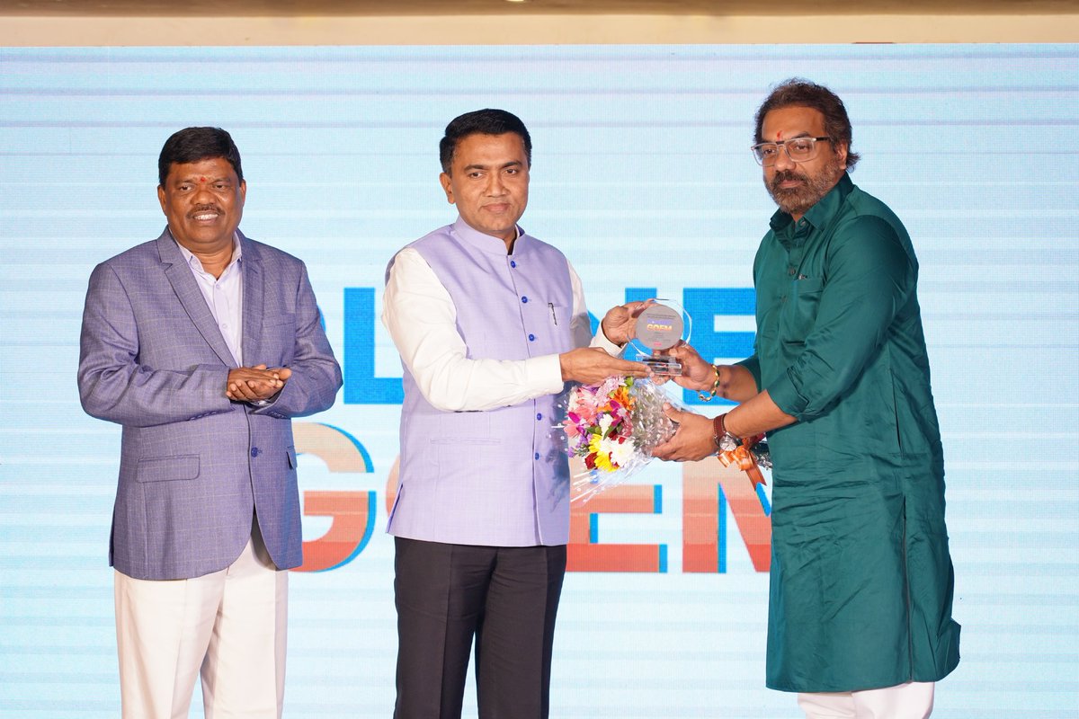 Mr. Abhijit Panse, the director of one of the most-watched Marathi web series Raanbaazaar, gets felicitated by the Chief Minister of Goa Dr. Pramod Sawant.

#planetgoem #planetgoemlaunch #ott #ottplatform #event #goa #launch