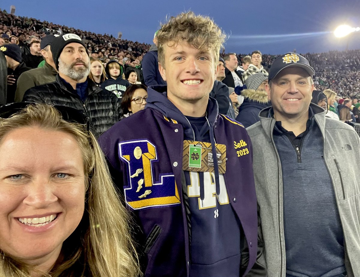 SApple7's tweet photo. Seth went on his first official college visit for track this weekend. Notre Dame is a beautiful place! It was an unforgettable experience for us all! #trackandfield #discus https://t.co/3PzeJwCJjJ