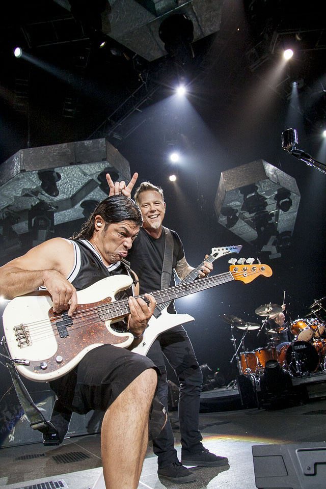TheMetalliHat's tweet photo. James and Robert on stage on 10/16/10 in Brisbane, Australia. Photo by Jeff Yeager. #Metallica https://t.co/WholNX8hFx
