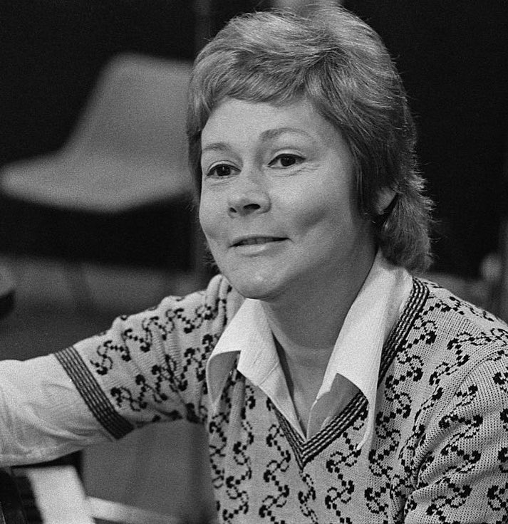 ASCAP's tweet photo. RIP ASCAP country music pioneer Anita Kerr. Her gifts as composer + arranger shaped the rich “Nashville Sound.” Working with producers Chet Atkins, Owen Bradley and with her Anita Kerr Singers, she helped create thousands of songs in the 1950s + ‘60s. #ascaplegacy #countrymusic https://t.co/bOchRiqgkq