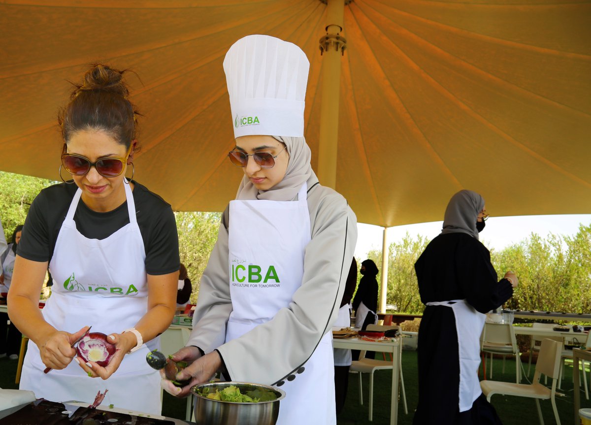 ICBAAgriculture's tweet photo. They also took part in ICBA’s #HalophyticKitchenLab program to learn about the benefits of cooking healthy dishes using halophytic (salt-loving) crops. https://t.co/1jEzzuuIjT