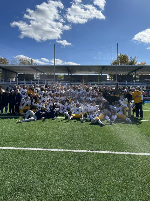 MarianCentralFB's tweet image. Marian University and Marian Central football alum @MarlonPomili are back to back Franciscan Bowl Champs! Congrats Marlon and @MarianUFootball #OneHeartbeat #CanesinCollege