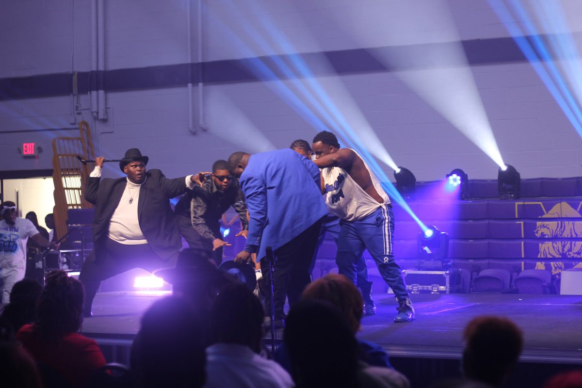 obeytheovo's tweet image. Yessir this how you WIN a step show❗️my last homecoming was a success love y’all boys ❗️💯 #PhiBetaSigma #1914 #Sigmachapter #1925 #milescollege #2022HOMECOMINGSTEPSHOW #YARDRUNNERS