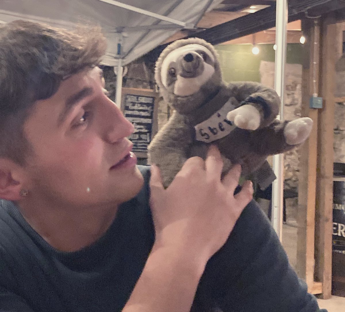SbeveTheSloth's tweet photo. reminiscing rn, haven’t had a sesh in two weeks now it’s desperate https://t.co/tHUCibkCUA