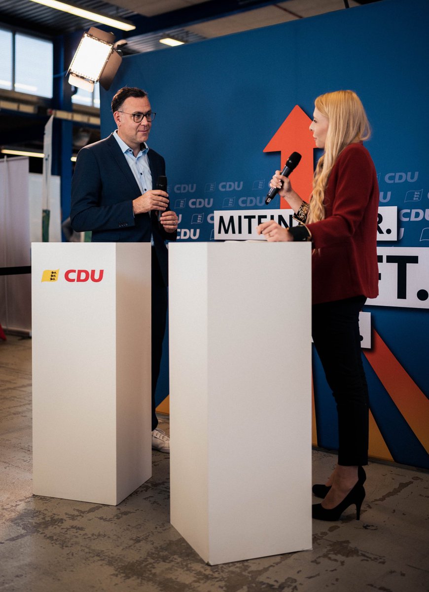 mariesophie_eu's tweet photo. Eindrücke aus dem #socialmediastudio der @CDU_BW auf dem #lpt78 🚀 Zusammen mit @LukasEdelmaier habe ich mit spannenden Persönlichkeiten aus der Landes-, Bundes- und Europapolitik über die aktuellen Herausforderungen sprechen dürfen 🙌🏻 @JungeUnionBW Fotos: @MarcelDitrich https://t.co/mzXlnnZ8kW