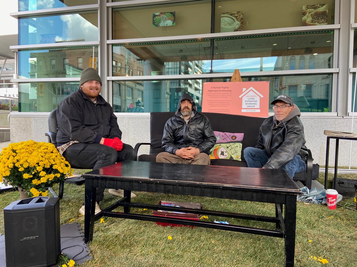 880Cities's tweet photo. Today is the last day to experience Kitchener's newest pop-up park in front of Carl Zehr Square. Come on down, explore, play and have a great Sunday!
#popup #park #kitchener #880cities #creatingcitiesforall #righttopublicspace #play
@CityKitchener https://t.co/7o5OYJHc0v