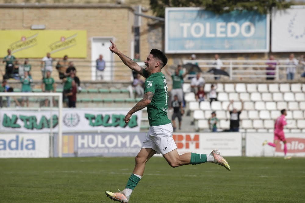Adelsys_EP's tweet photo. El apoyo al equipo de la ciudad @CD_Toledo forma parte de nuestro proyecto de Responsabilidad Social. ¡Hoy felicitamos al club por la importante victoria! 👏👏
¡Vamos Toledo! ¡Vamos a ponerle ingenio! 😉

#Adelsys
#celebramoselingenio https://t.co/B3aWEz7ofZ