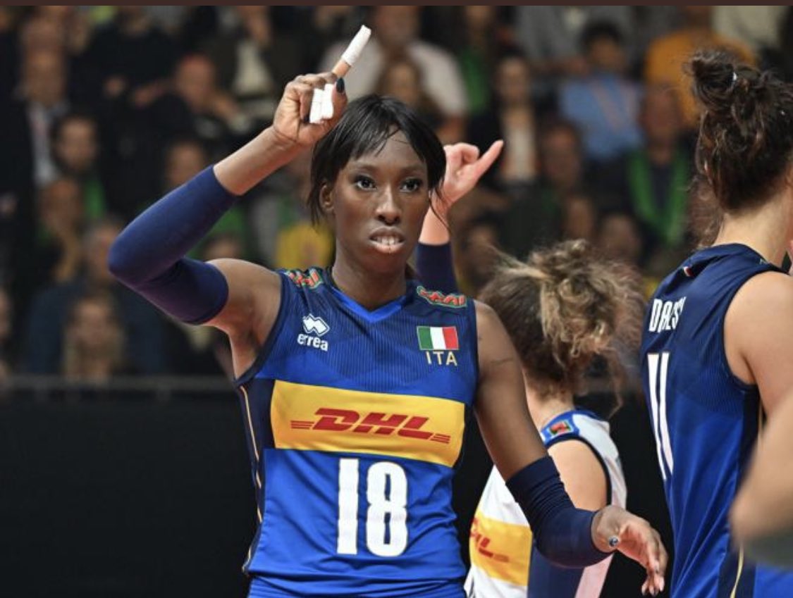 gennaromigliore's tweet photo. Ci sono italiani e italiane che ci fanno essere orgogliosi nel mondo e altri che ci fanno vergognare. Ammiro Paola #Egonu per le sue scelte di vita ancor di più che per i suoi straordinari successi sportivi. A testa alta https://t.co/Kr1WR26iWj
