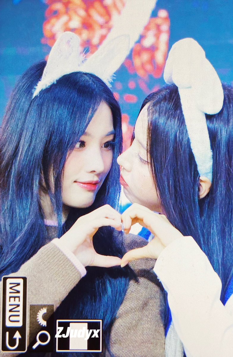 ZJudyx's tweet photo. 221016

#NMIXX #엔믹스 #JINNI #지니 #JIWOO #지우 https://t.co/Ae5xPW2SoG