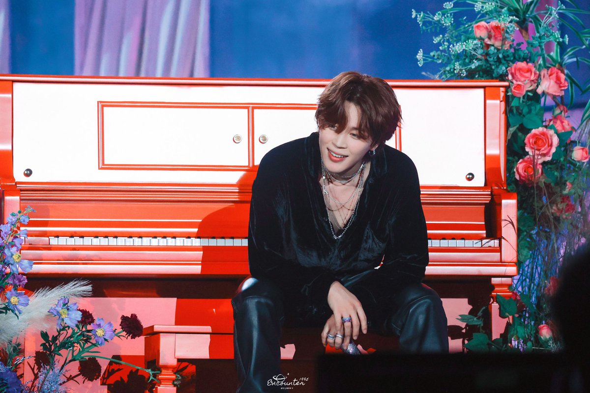 encounter1995_'s tweet photo. 221015
꽃지민🥀
#JIMIN #지민  #박지민 
#BTS                         #방탄소년단 https://t.co/7AehQe7c6e