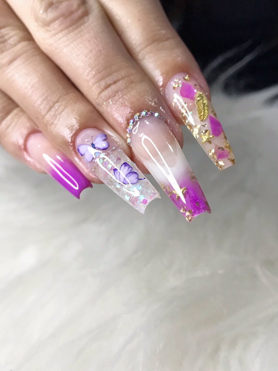 Mickaduartes's tweet photo. Bom dia💜

Para quem não sabe, trabalho com Alongamentos de unha e convido você a conhecer um pouco do meu trabalho.

Para marcações e dúvidas:
📲(21) 99184-6270
Insta: @mickanails https://t.co/DJuJcV9cp7
