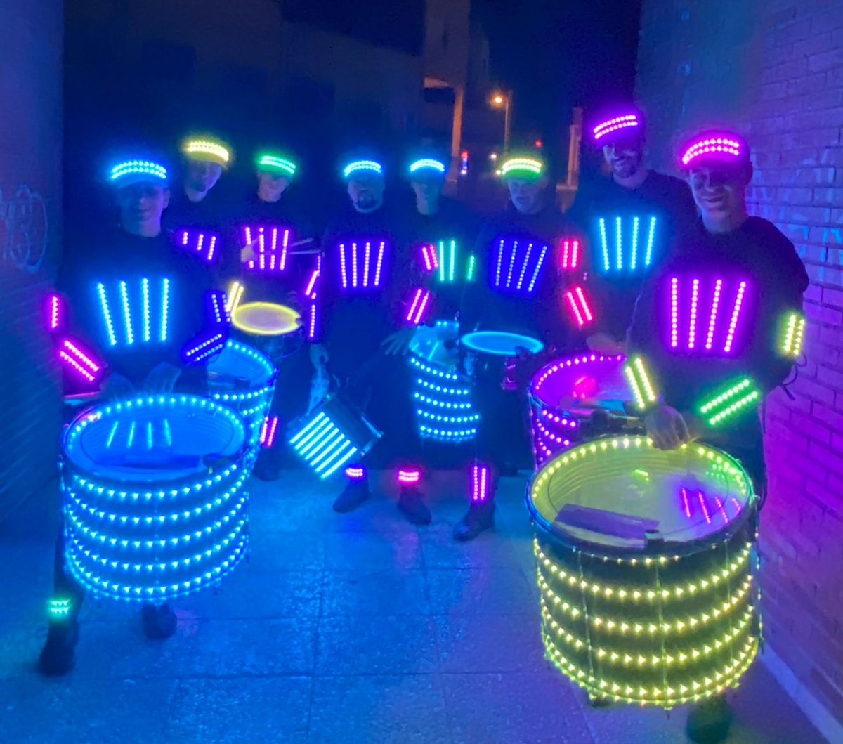 brincadeiraBCN's tweet photo. Gure 102. emanaldia betetzen Basaurin! Kaleak gure musikarekin argitzen jarraituko dugu!

📍Basauri @BasaurikoUdala
🥁 @meinliberica

#perculights #batucada #basauri #percussion https://t.co/rVZL5vsOie