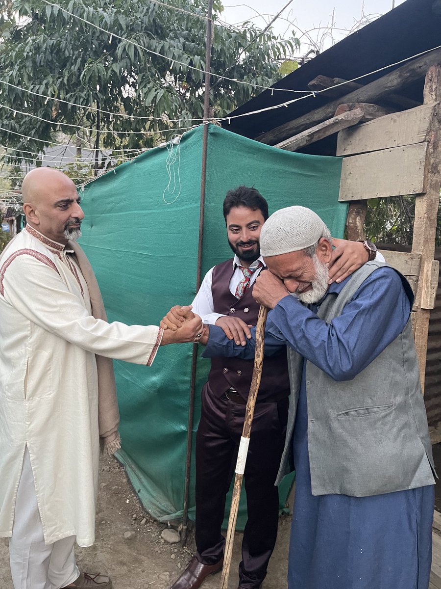 ‘ Tears of Joy ‘ are woefully few and far between in today’s  #kashmir. This recent wedding in a  #hamlet by the. #Wullar is in stark contrast to #children weeping by their  #parents bodies.   #kashmirkillingfields #righttoliveinpeace #superficialgovernance #politicalconflict