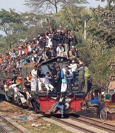 Pawanism_01's tweet photo. If @PawanKalyan Arrested by Police Pk Fan's Coming to Vizag Be like 👇

#JanaSenaniForVizag 
#JanaVaaniJanaSenaBharosa https://t.co/mOTIRh97KY
