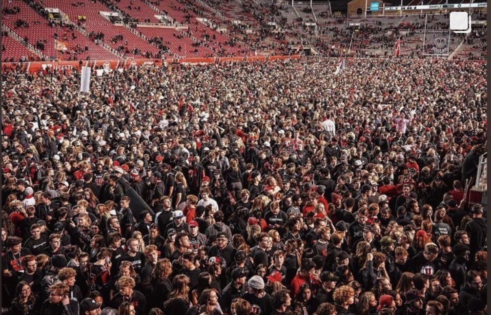 Rice Eccles Stadium… where the fans are “part of U” 🙌 Proud of @Utah_Football. That was a big time win over USC! Going for 2 to win it! Sure 😱💪 #UteProud #UteFamily