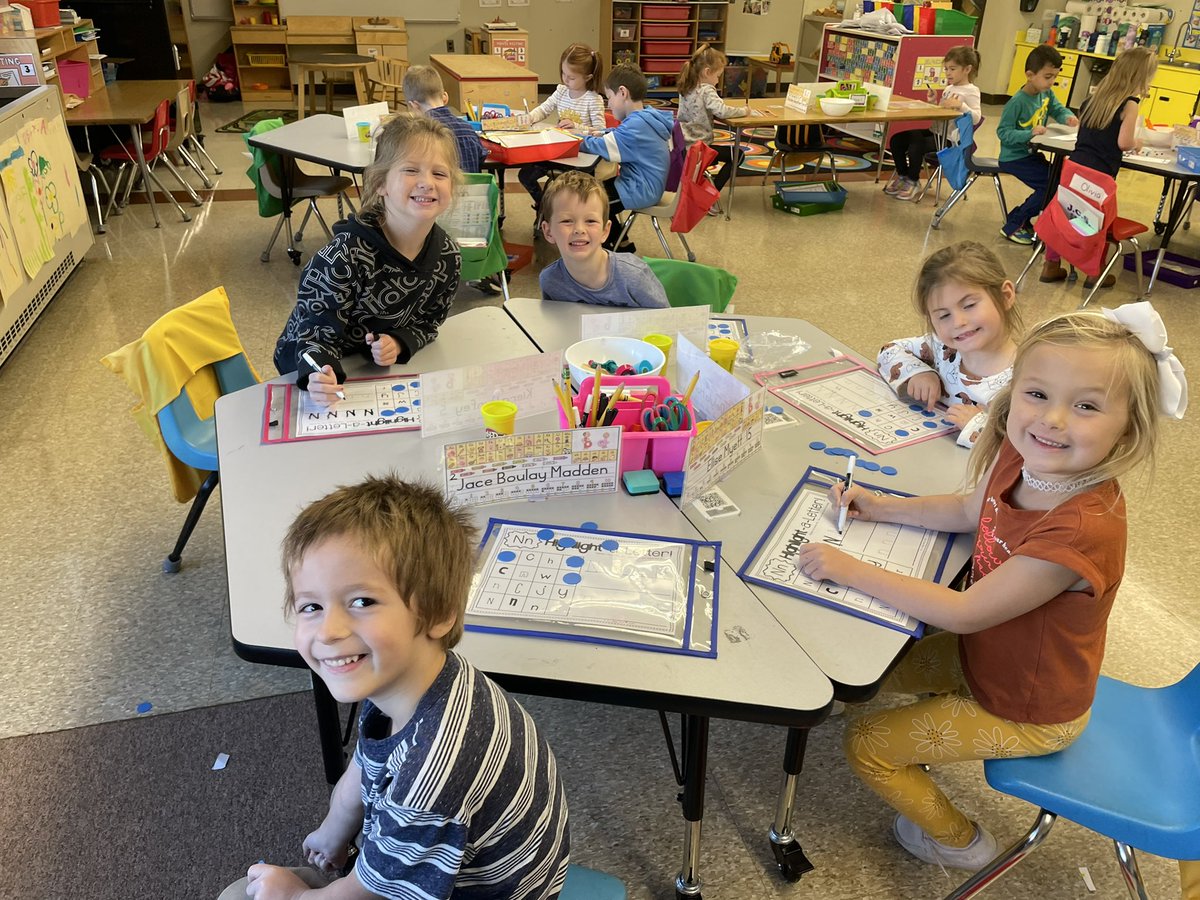 MrsNoris4's tweet photo. ELA centers #namepractice #letterpractice https://t.co/2oSdJre8kI