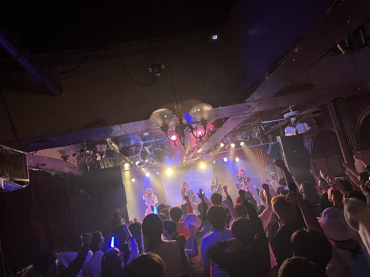 rinne__Re's tweet photo. 【御礼】
ソルト爆誕祭-two year birthday-
ご出演頂いたゲストの皆様
ご来場頂いたファンの皆様
ありがとうございました🙇‍♂️
皆様のお陰でとても素敵な爆誕祭になりました…心より御礼申し上げます。。 https://t.co/UziXNXdZnf