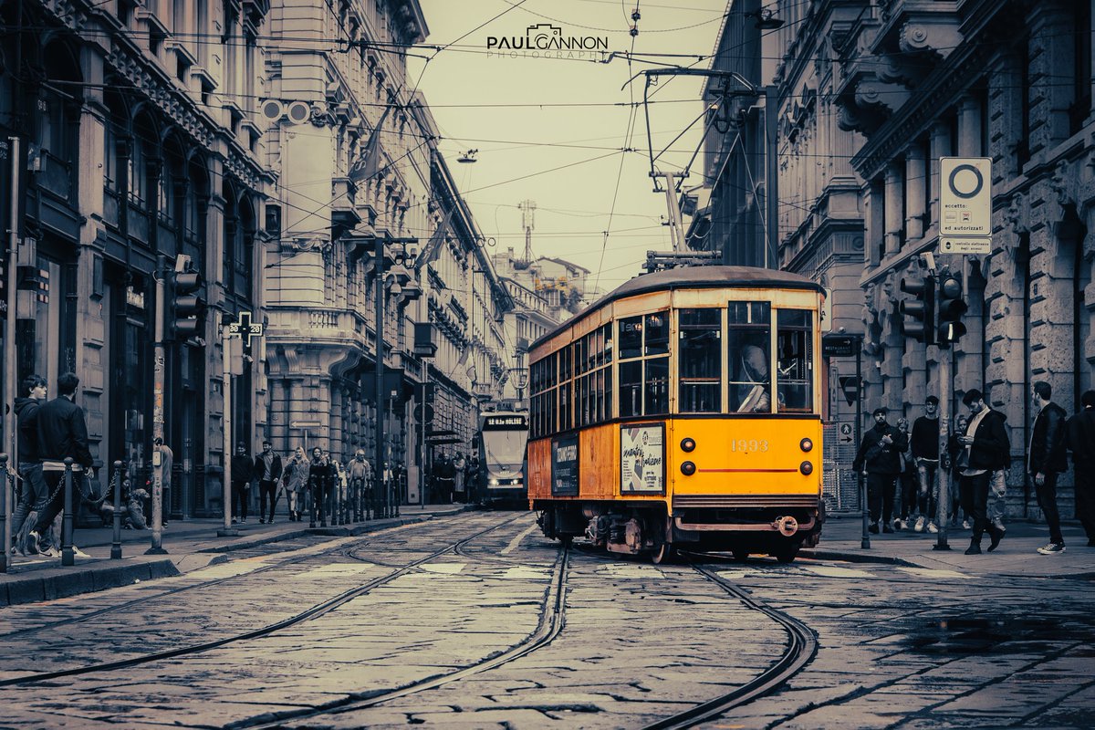 Bella Italia #milan #italy #tram #architecture #streetphotography