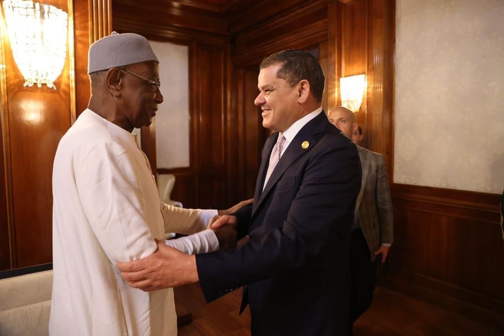 UNSMILibya's tweet photo. 2/1 التقى الممثل الخاص للأمين العام السيد عبد الله باتيلي اليوم برئيس الوزراء، السيد عبد الحميد الدبيبة في طرابلس، والذي بدوره رحب بالممثل الخاص في البلاد، وأبدى دعم حكومة الوحدة الوطنية لمساعيه الحميدة. https://t.co/1ZUWEF4jos