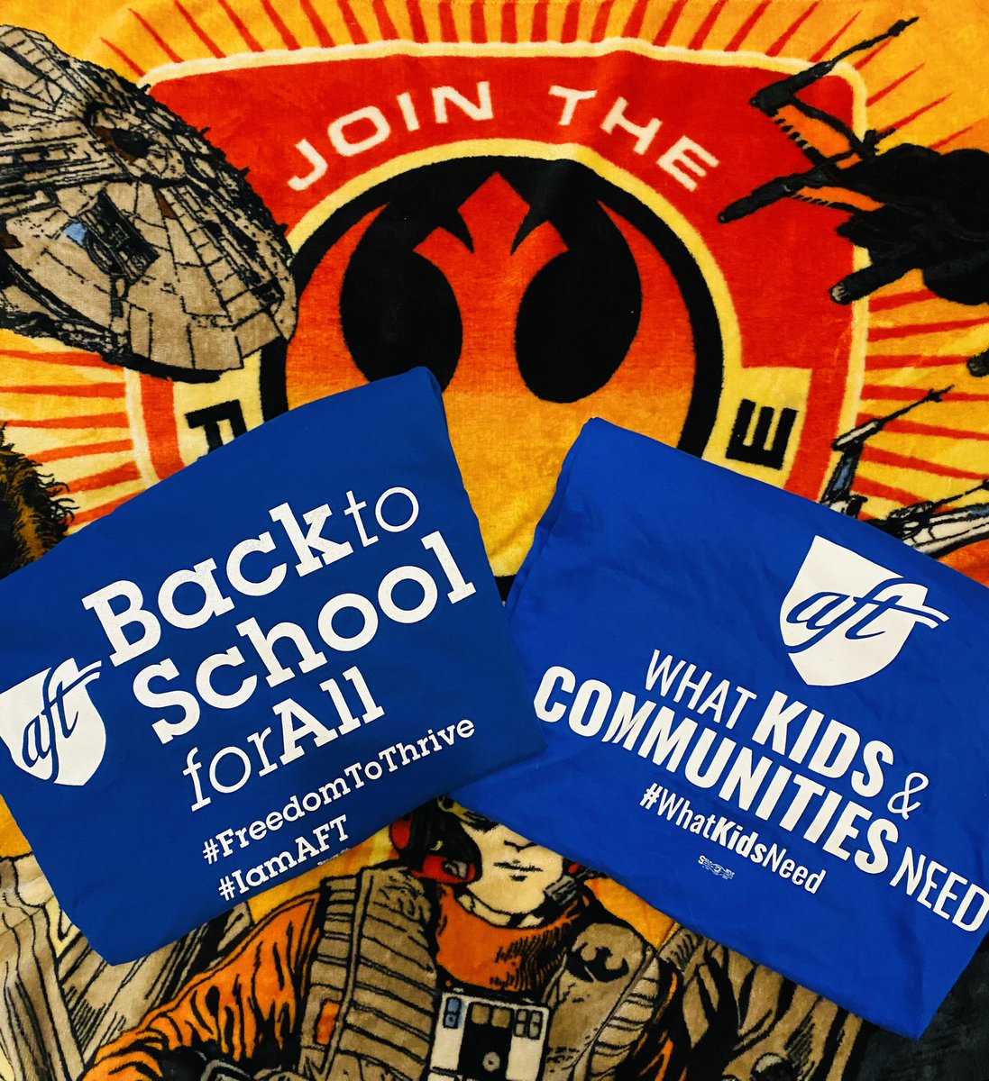 Figuring out what to wear to school tomorrow…. #fitcheck  #unionyes #iamaft #workingconditions #learningconditions #worktogether #faircontractnow #nhft933