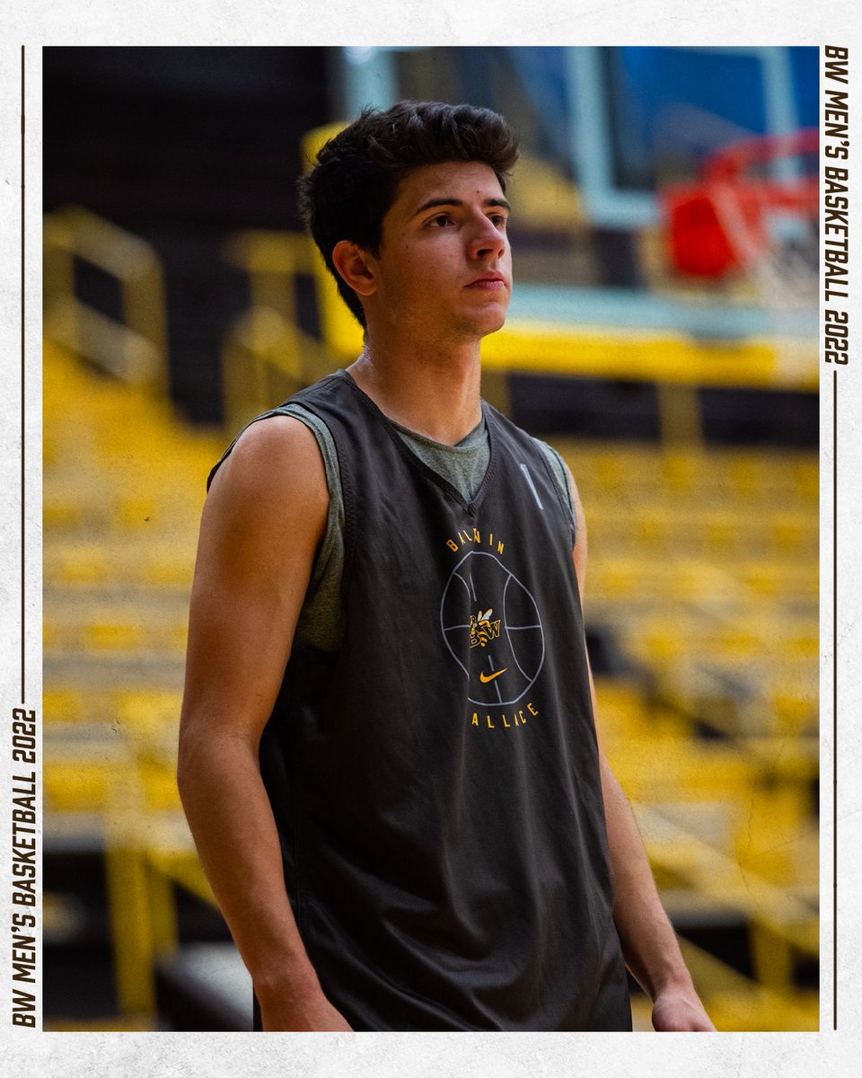 BW_mbasketball's tweet photo. 𝔸𝕟𝕕 𝕨𝕖’𝕣𝕖 𝕓𝕒𝕔𝕜

First practice of the 2022-23 season in the books 📚✅ 

#𝕋𝕖𝕒𝕞𝟙𝟙𝟞 https://t.co/ZwuFbGn4aB