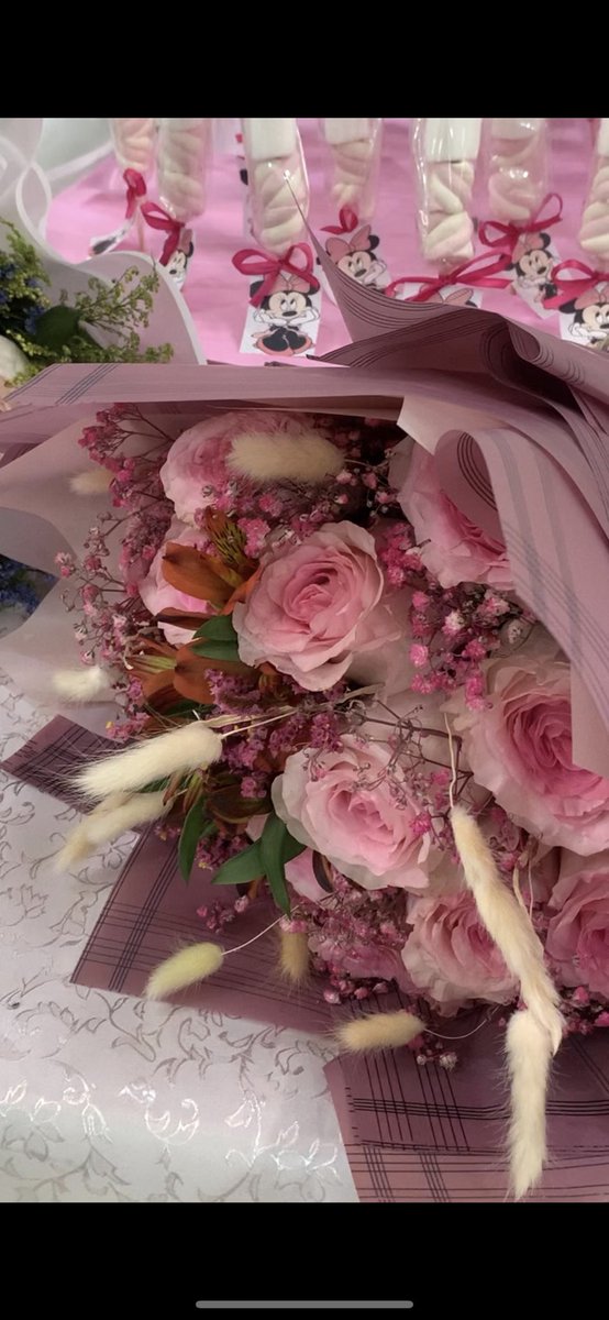 Twasol66's tweet photo. أبسط ما يقدِّمه الانسان لغيره؛ ابتسامة صادقة، وابتسامة الاطفال تعني لنا الكثير :). 
مقتطفات من مبادرة فرحة للأطفال بالتعاون مع نادي @Balanced_vita 👧🏻👦🏻💙💗. 
الحمدلله على التمام 🎉. https://t.co/UE2wtz1k3y