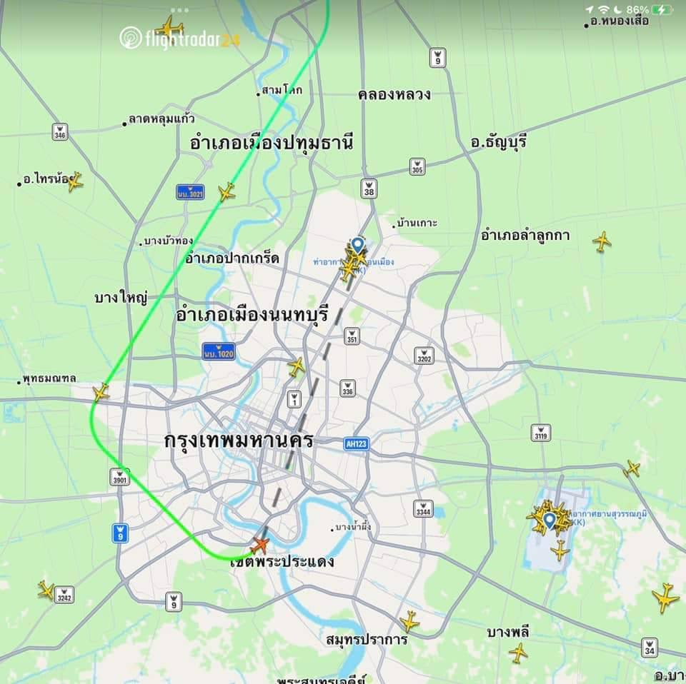 Rajprasong_News's tweet photo. #Thailand #DonMuang #Bangkok My St G classmate has a son as a pilot, he has just sent me this new direction of landing via the south side! https://t.co/k5Bs0tMFDQ