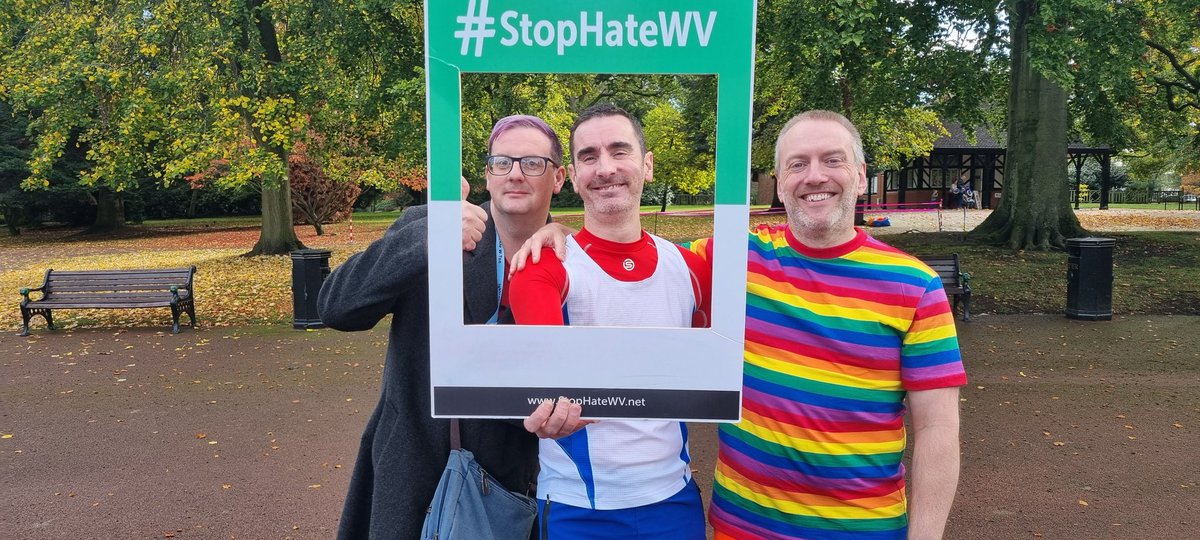 SparkleLgbt's tweet photo. Was at West park today walk stop hate also few pics of Squirrels and of this cute dog  @WolvesSams @WtonVCA @WolvesCouncil @NHSinBlkCountry @JoolsFarrell @WolvesSams @Access2Business @WV_Dawn https://t.co/LDiDHygzAD