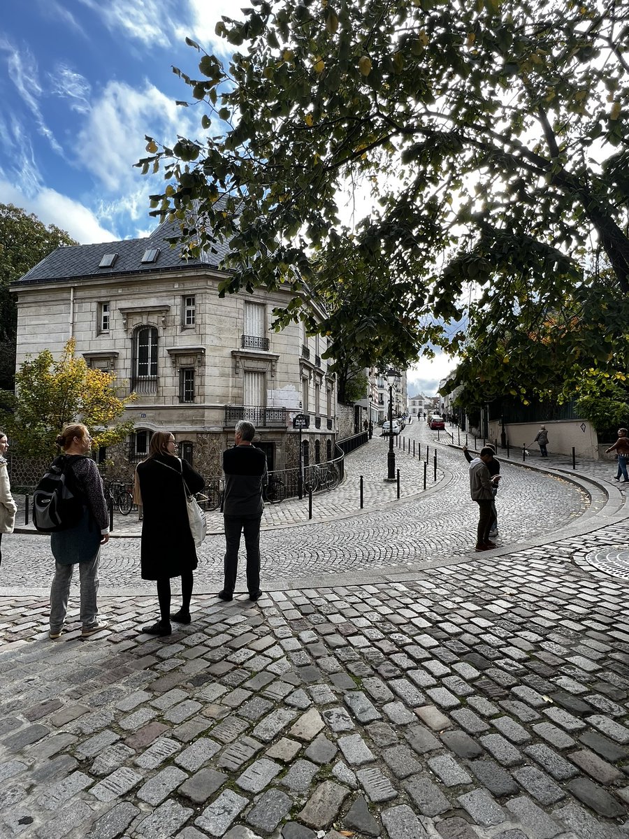 PatrickAdemo's tweet photo. Devant un monument du monde https://t.co/VqiSmgkHV9