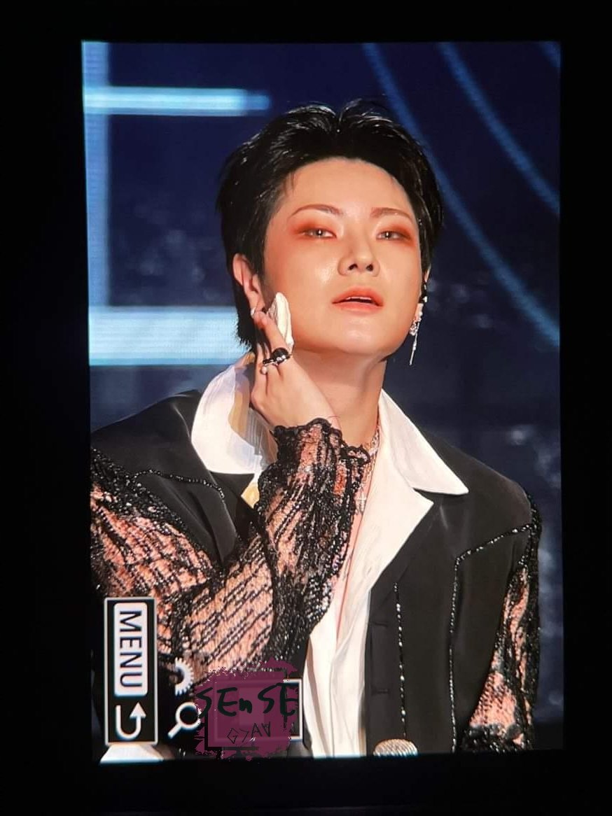 221016 Chronicle FanConcert pre 
🐈‍⬛💚❤️‍🩹

#VICTON #빅톤 #도한세
#한세 #DOHANSE #HANSE