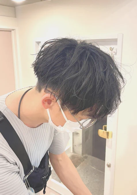 イラスト全く関係ないですが、いつもお世話になってる美容師さんが独立してお店を立ち上げたのでカットしてもらってきましたとても親切で話しやすい素敵な美容師さんなのでオススメさせていただきます～^^ 