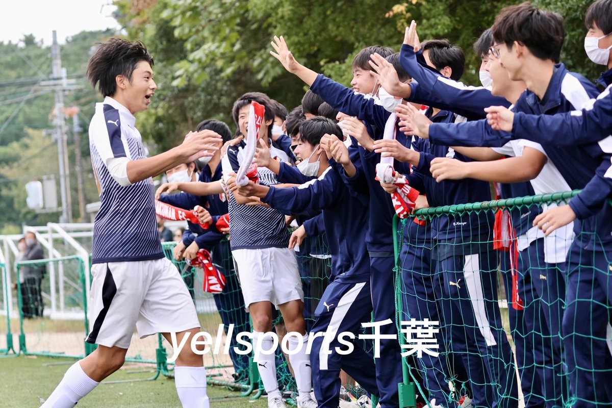 yellsportschiba's tweet photo. 千葉県高校サッカー選手権最終ラウンド 16日の習志野高校会場は習志野と柏南が勝ち進みました。柏南は昨年の選手権予選で敗れた東海大浦安にリベンジしました！ 県立高校の快進撃学院目立つ大会です #柏南高校サッカー部 #習志野高校サッカー部 https://t.co/sWHe6rWd43