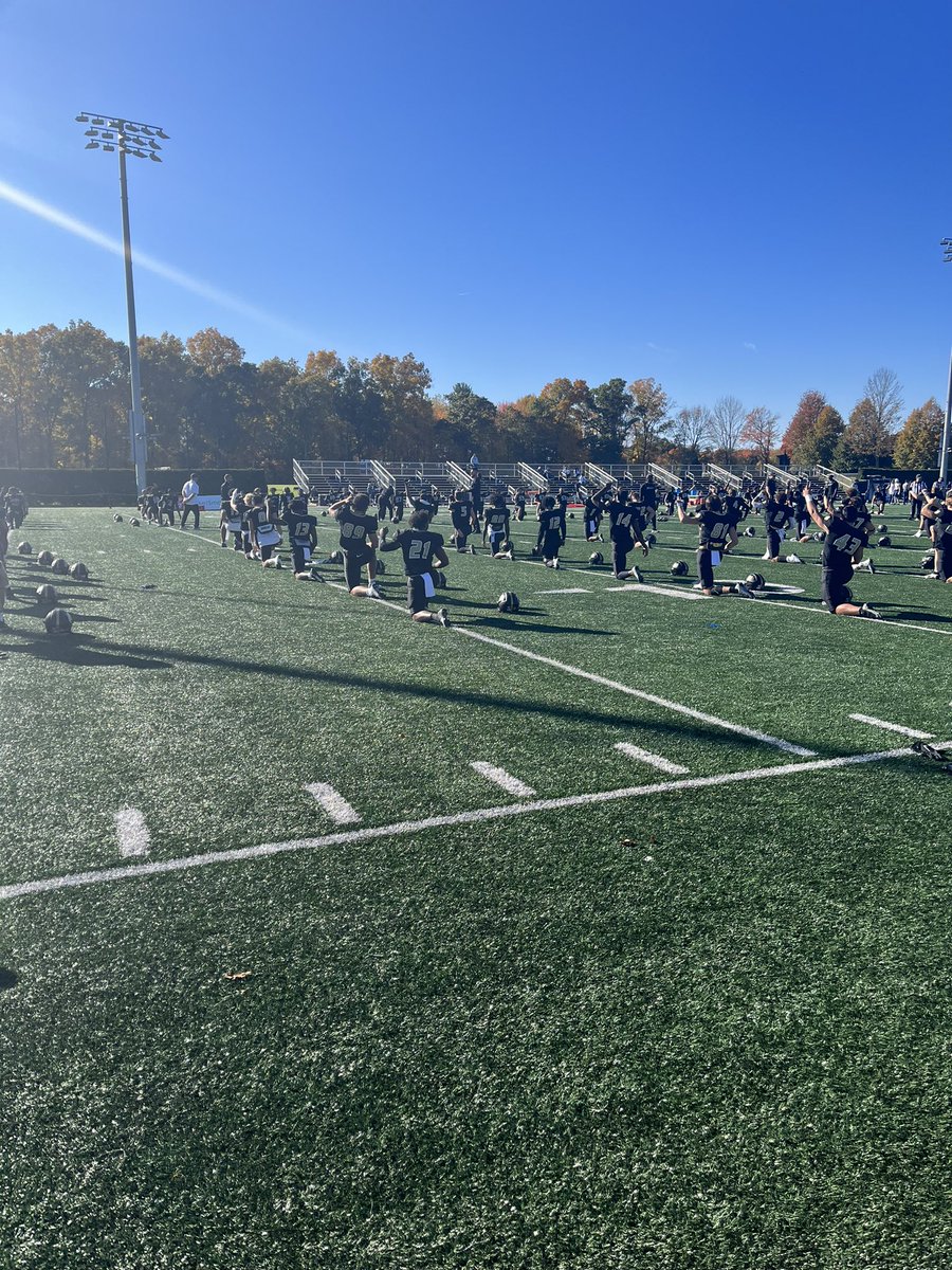 xrturo2j's tweet photo. Had an amazing time at Bryant yesterday and absolutely loved the game day atmosphere. Thank you @CoachSielawa for the invite can’t wait to be back! https://t.co/mS2tf2hWlv