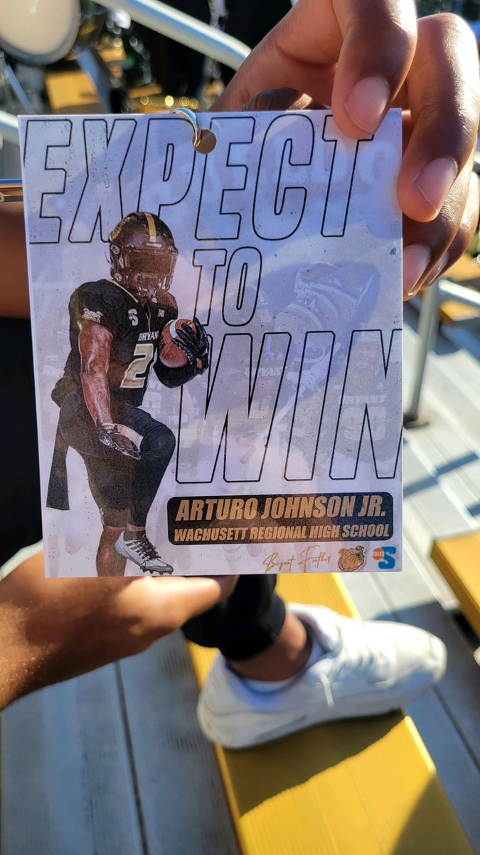 xrturo2j's tweet photo. Had an amazing time at Bryant yesterday and absolutely loved the game day atmosphere. Thank you @CoachSielawa for the invite can’t wait to be back! https://t.co/mS2tf2hWlv