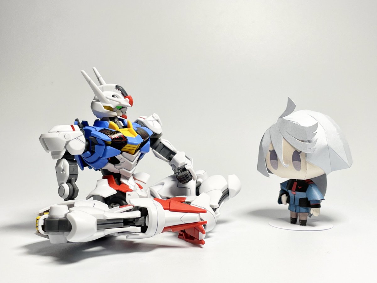 ミオリネ・レンブラン 「多分戦友。 」|ガーベラのイラスト