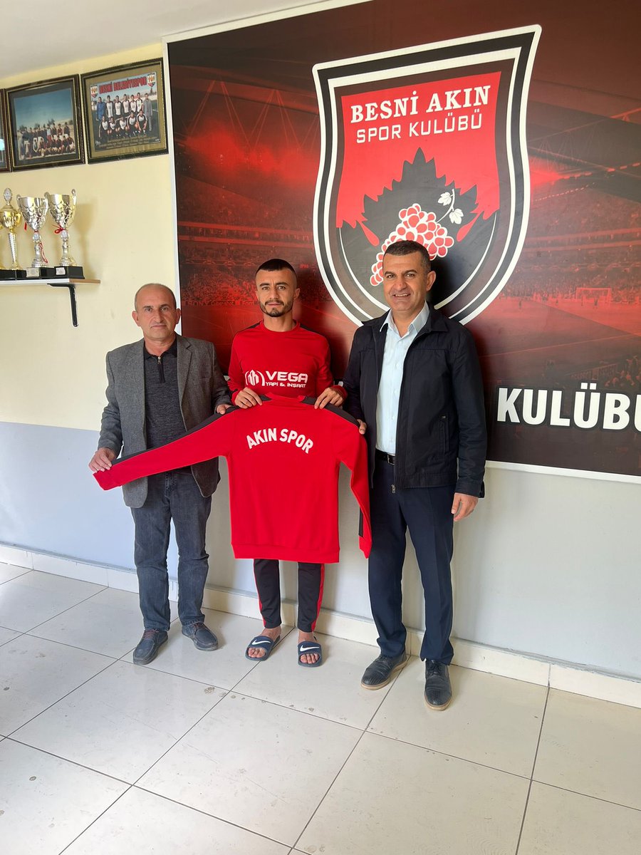 Besni Akın Spor Kulübüne başarılar diliyorum.