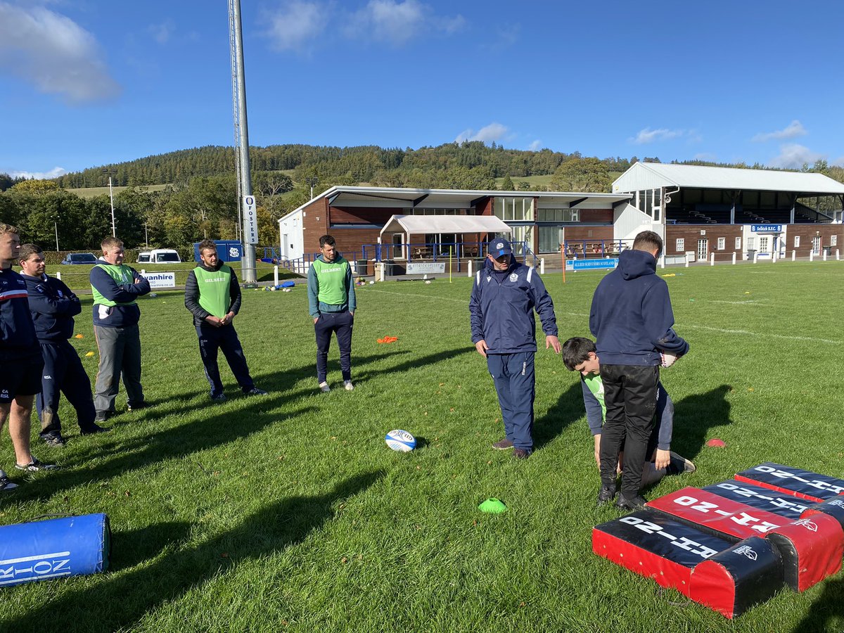 SRFCdevelopment's tweet image. More Senior pupils/current players and Mini coaches completed the @scotrugbycoach internal @SelkirkRFCInfo Coaching Essentials course today delivered by our own DO Ewen Robbie and VP Graham Marshall #APES #STEP