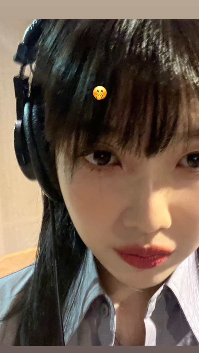 joystgrm's tweet photo. [INSTAGRAM STORY]

🤭
https://t.co/XPSpuELLsi

@RVsmtown #RedVelvet #레드벨벳 #Joy #조이 #TRF2022    
221016 · 22:46:49 KST https://t.co/vepHrkjpHS