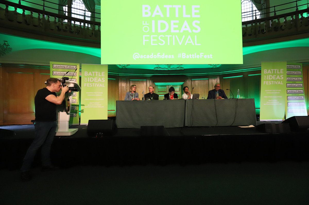 Man on a mission. <a href="/IncMonocle/">Inc.Monocle</a> at work.
#battlefest <a href="/acadofideas/">Academy of Ideas</a>