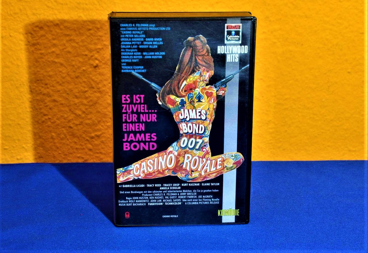 #forsale #zuverkaufen at/bei #KuSeRa #onlineshop  #vintage #komödie #design #gebrauchtkaufen #secondhand #jamesbond #1960er #1960s #movie #KINO #comedy 

James Bond 007 Casino Royale 1967 #Hollywood Hits #VHS Interesse? klicken Sie hier👉 👉 👉 shop.kusera.de/James-Bond-007…  👈 👈 👈