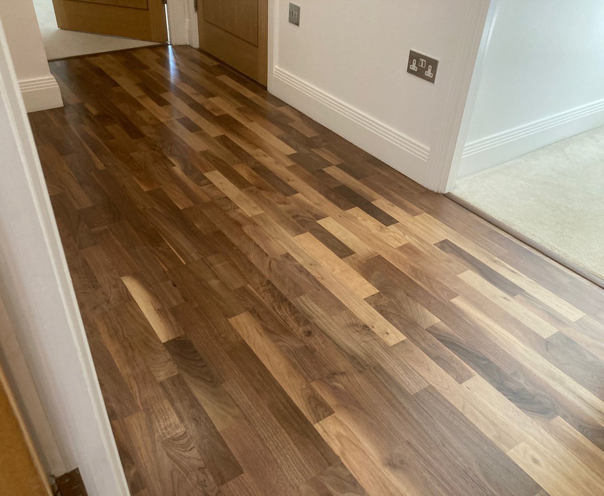 HertfordFloor's tweet photo. Restore what you adore…A Beautiful Walnut wood flooring 👌🧡👌
#hertfordflooring #flooring #floor #restore #restoration #home #interior #homeimprovement #improve #house #love #bringbacktolife #nevertoolate #wood #woodenfloor #turnbacktime #enjoyagain #beautyisback #beautiful 😍 https://t.co/0wuaPdTiPP