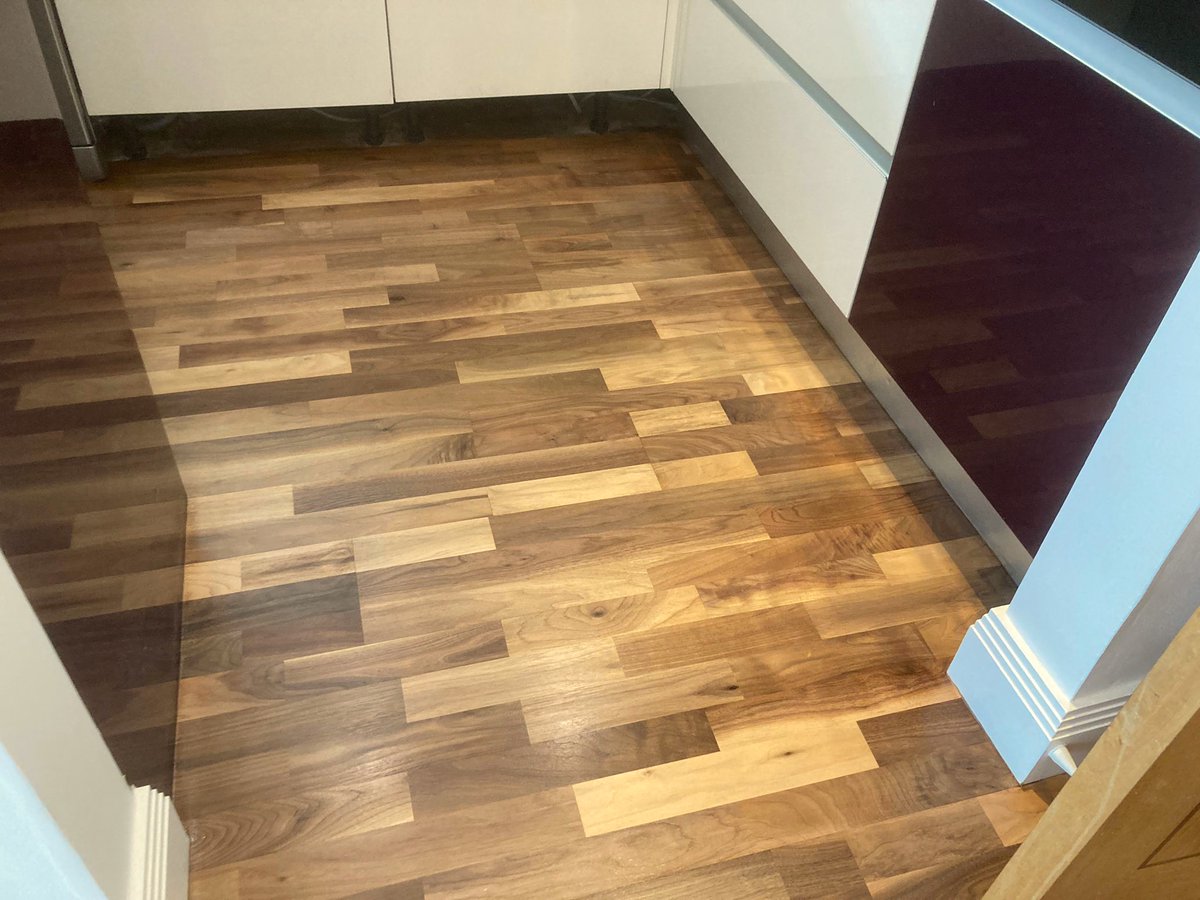 HertfordFloor's tweet photo. Restore what you adore…A Beautiful Walnut wood flooring 👌🧡👌
#hertfordflooring #flooring #floor #restore #restoration #home #interior #homeimprovement #improve #house #love #bringbacktolife #nevertoolate #wood #woodenfloor #turnbacktime #enjoyagain #beautyisback #beautiful 😍 https://t.co/0wuaPdTiPP