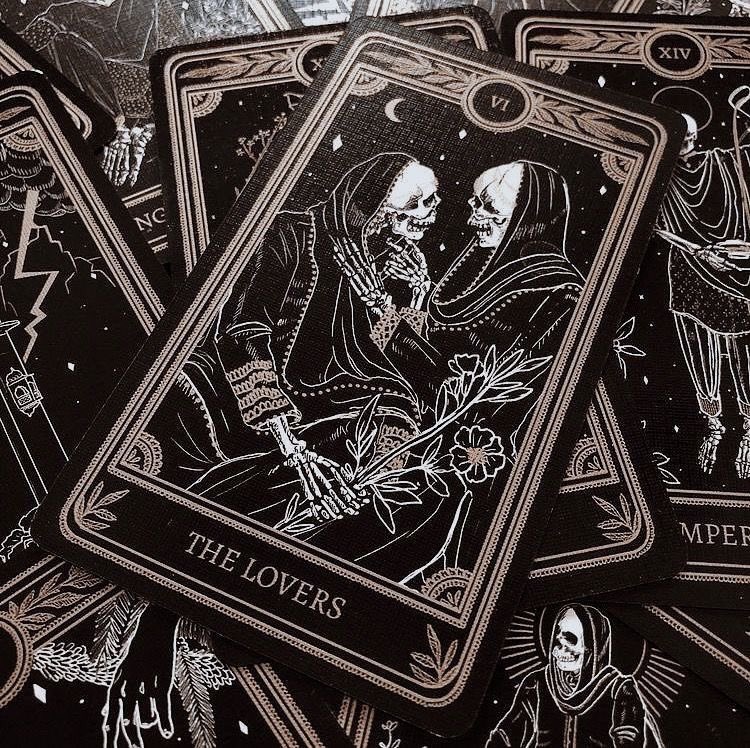 ethnetarot's tweet photo. tek soru tarot açılımı 2 hafta boyunca  ücretsizdir, baktırmak isteyenler bu tweeti beğenip rt yapip begenmeli ve yorum olarak “ben” yazması gereklidir. akşam 9dan itibaren bakmaya başlayacağım. #bartin #Kayserispor #OkanBurukİstifa #patlama #GalatasaraySK #MutluPazarlar #BTS https://t.co/XXfcDorXNJ